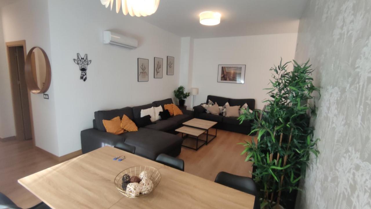 Unique Apartment In Malaga City Center With Pool Kültér fotó
